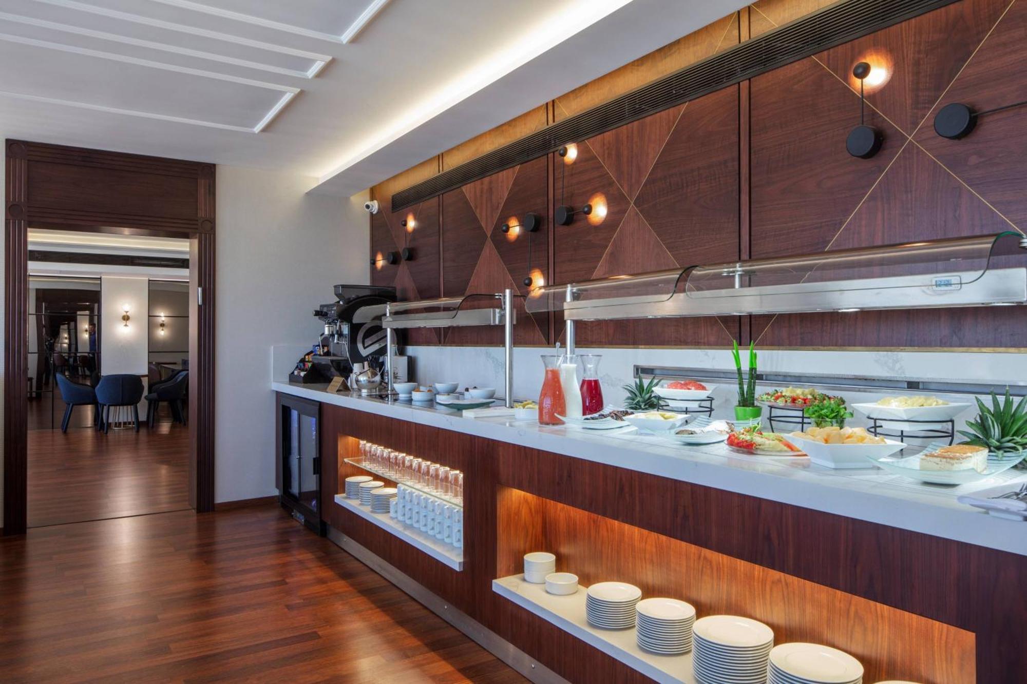 Renaissance Tel Aviv Hotel Ngoại thất bức ảnh