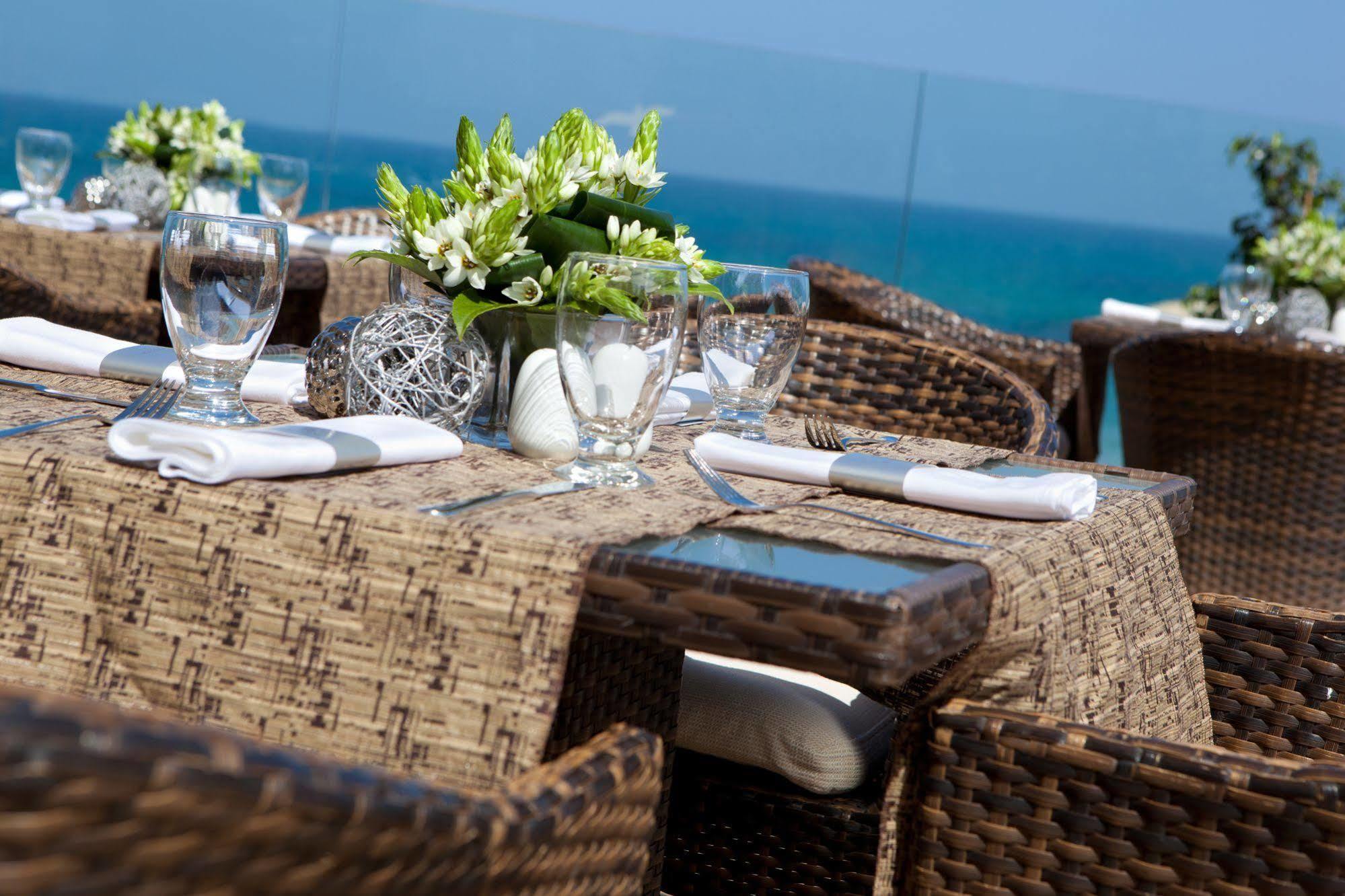 Renaissance Tel Aviv Hotel Ngoại thất bức ảnh